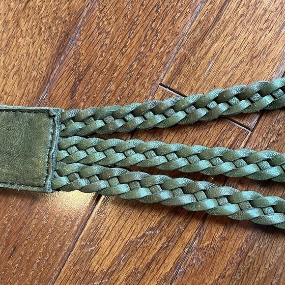 Hobo | Three Strand Braided Leather Belt in Green Size Medium Bohemian - Picture 5 of 6